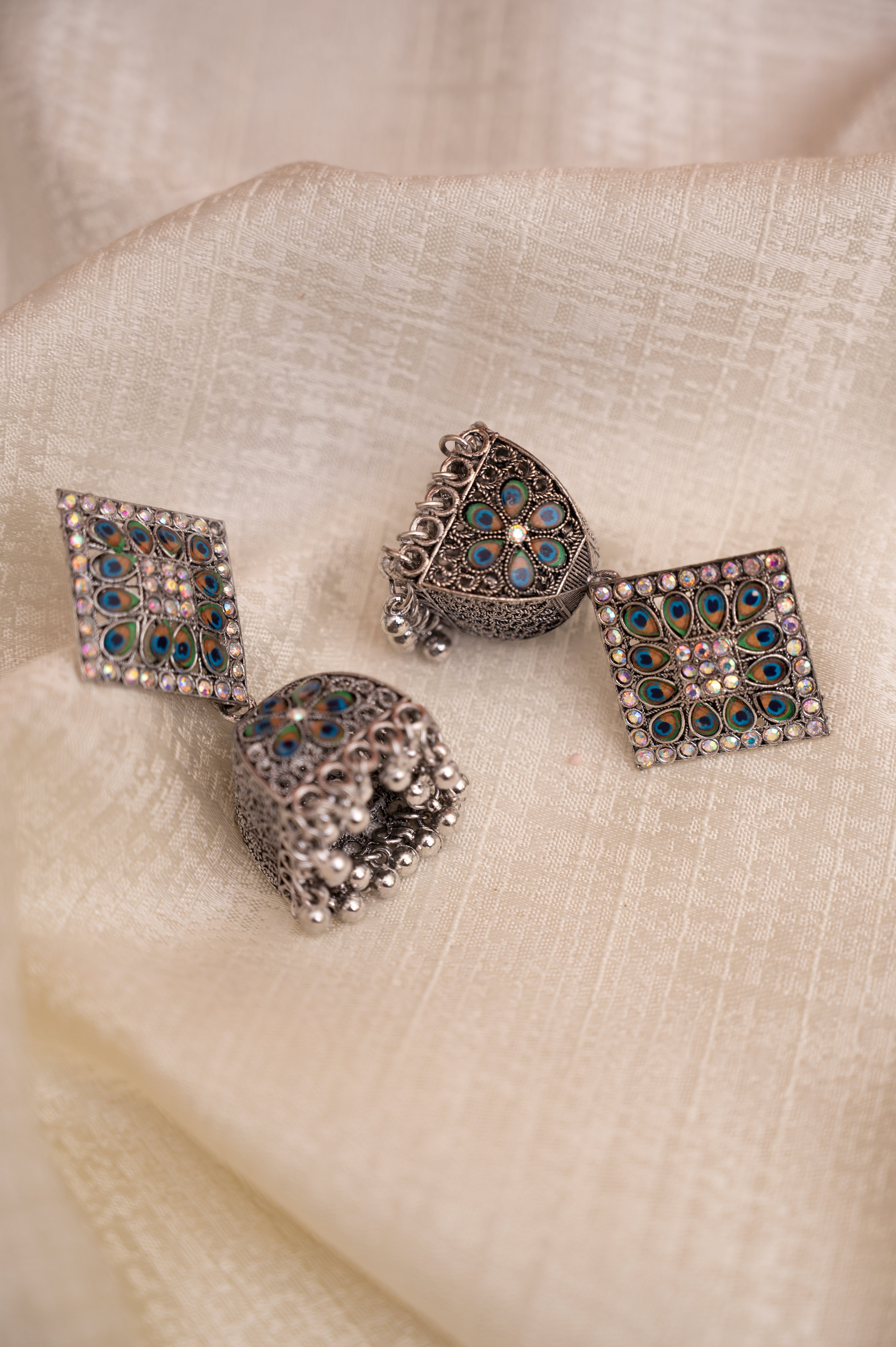 Alloy Drops & Danglers, Jhumki Earring